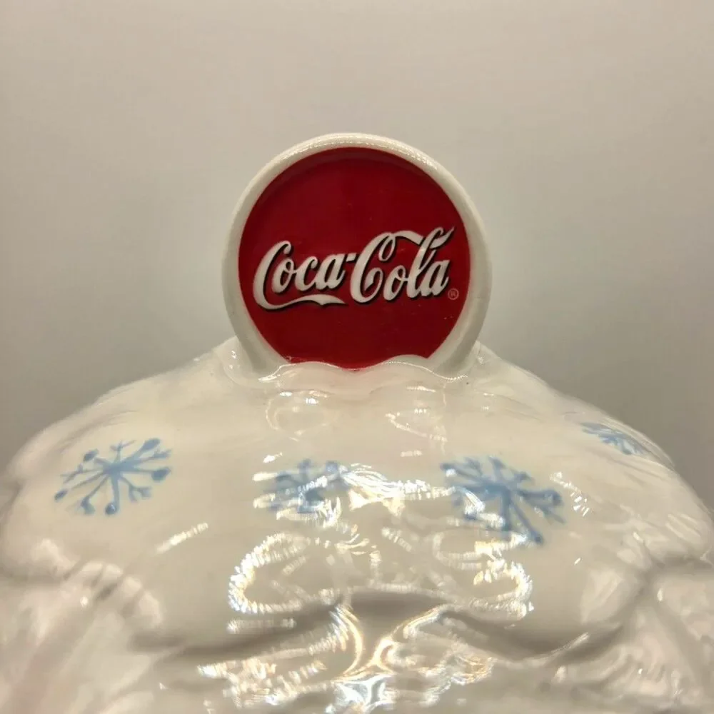Vintage 2005 Coca-Cola Polar Bear Igloo Ceramic Cookie Jar NWT